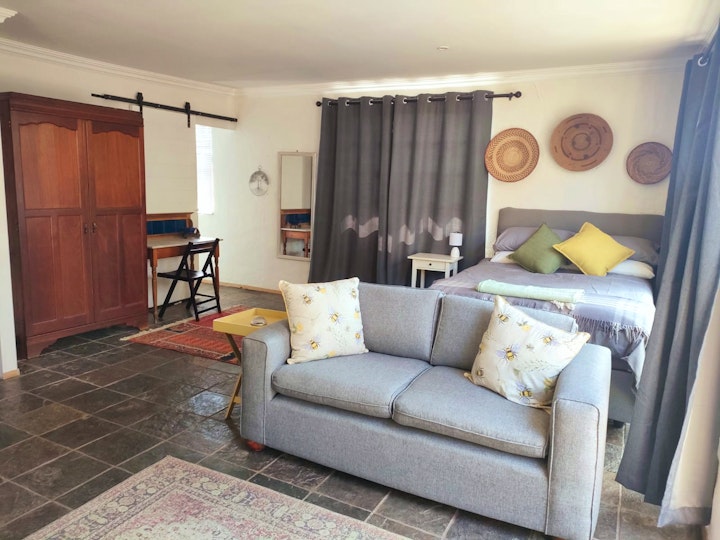 Johannesburg Accommodation at HoneyBee Cottage | Viya