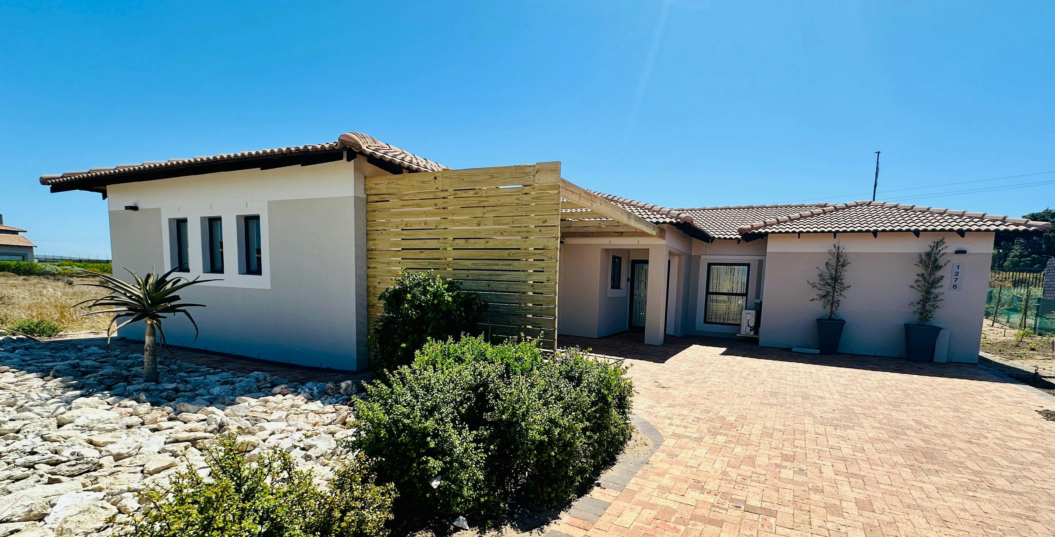 Birdsong Villa image no 2 of 44
