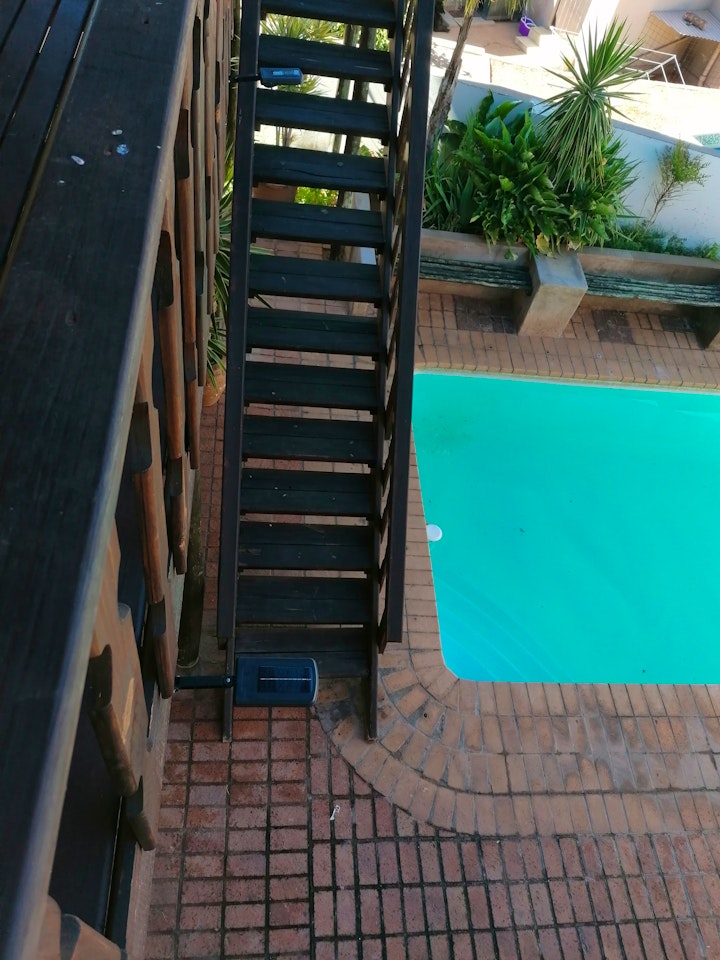 Northern Cape Accommodation at Leopard Tree Guesthouse | Viya