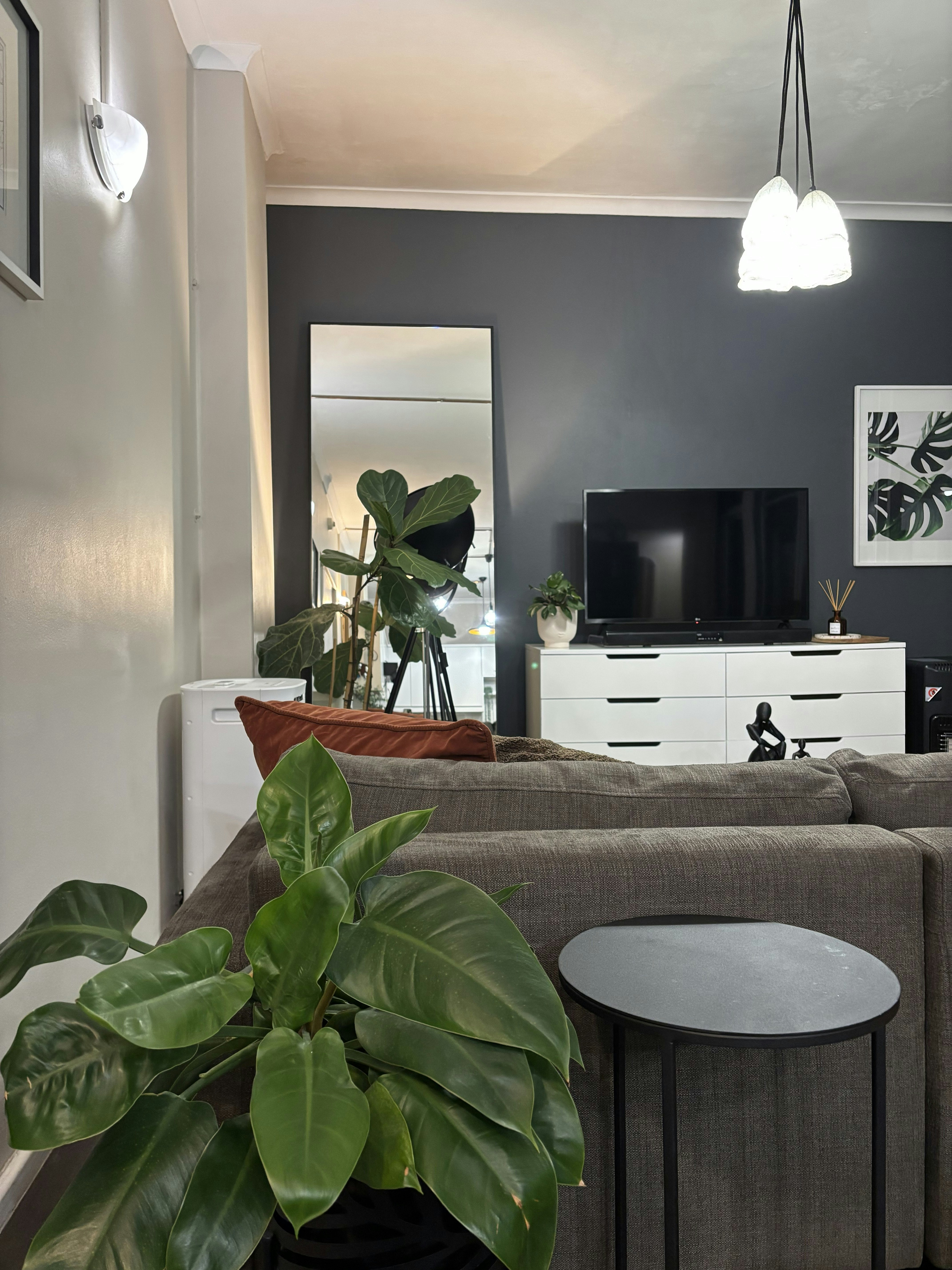 Luxury Top-Floor Retreat image no 14 of 82