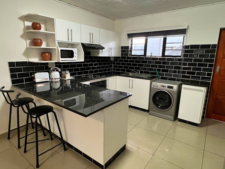 East London Accommodation at Safi Self Catering Apartment 4 | Viya