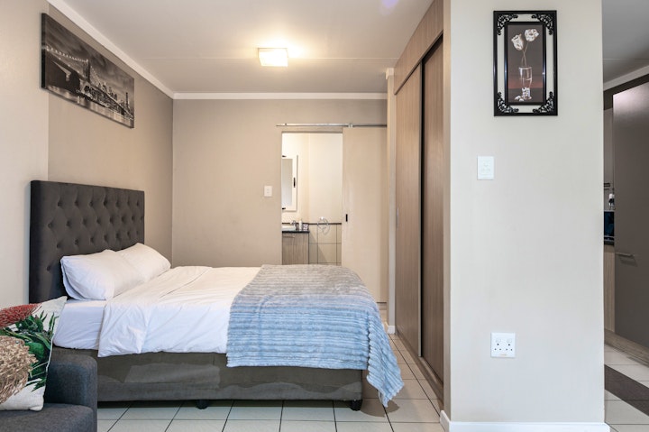Midrand Accommodation at Dainfern K Luxe Apartment | Viya