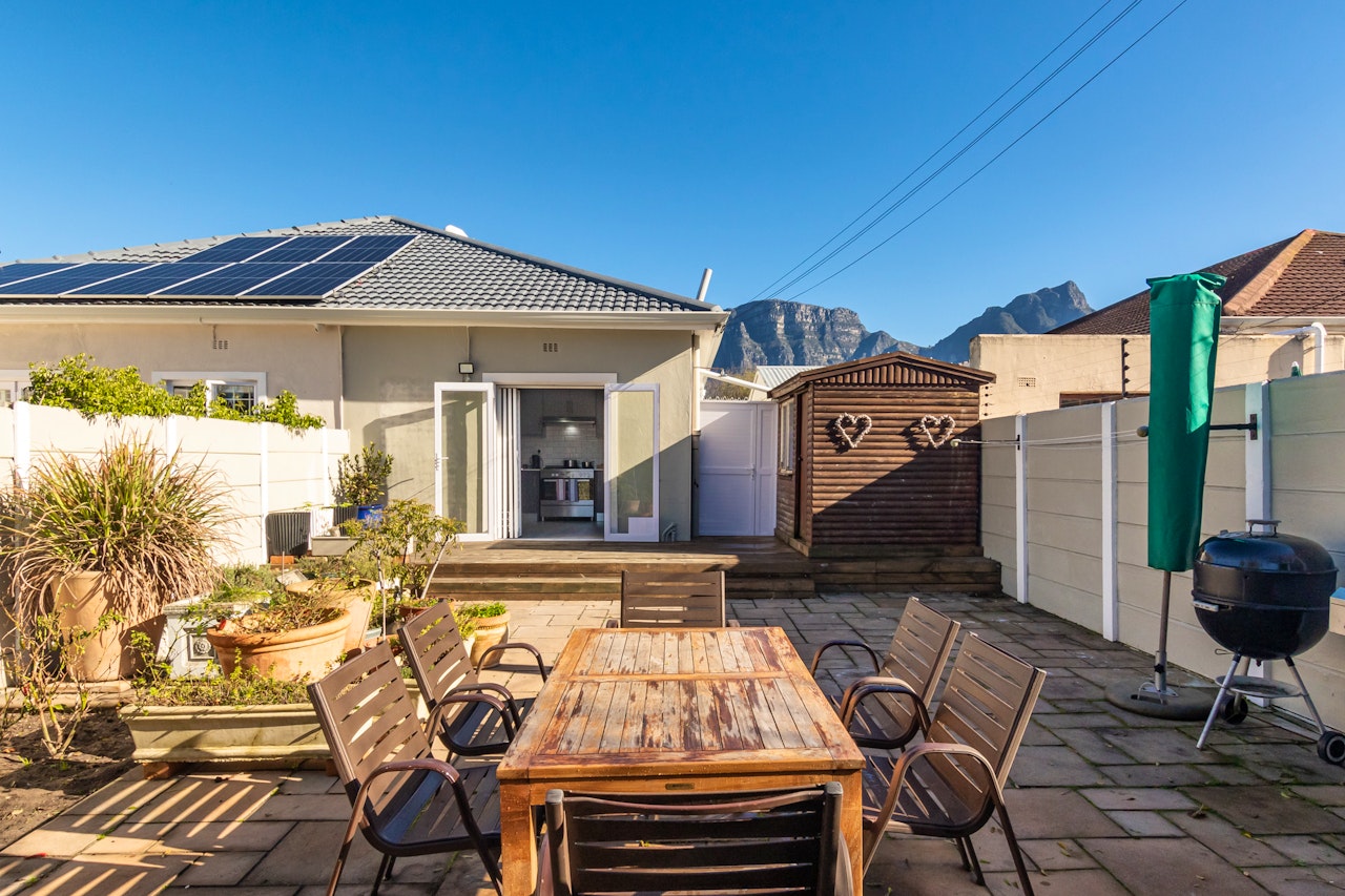 Southern Suburbs Accommodation at  | Viya