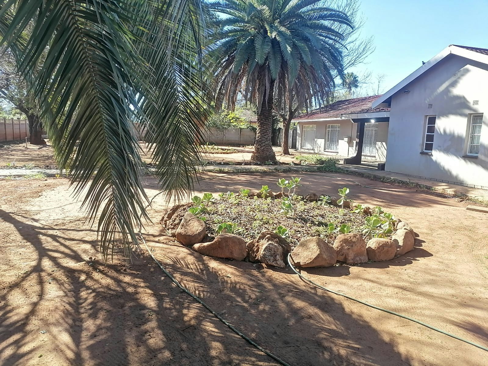 Royal Oasis Guest House image no 6 of 20