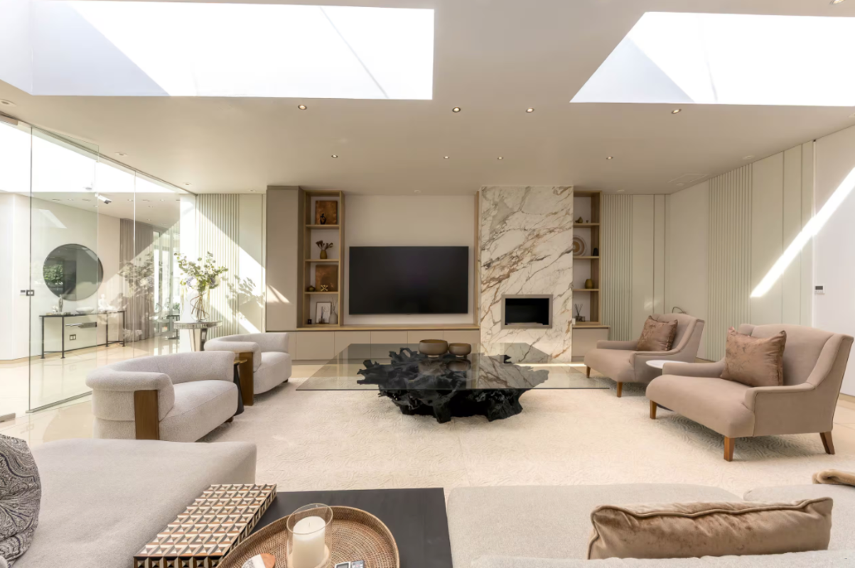 Solara Luxury Villa-Bishops Court image no 2 of 58