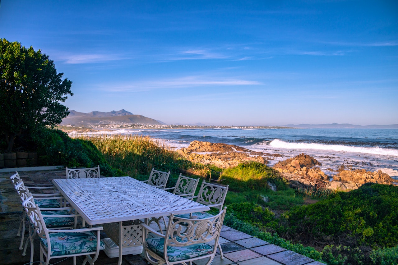 Hermanus Accommodation at  | Viya