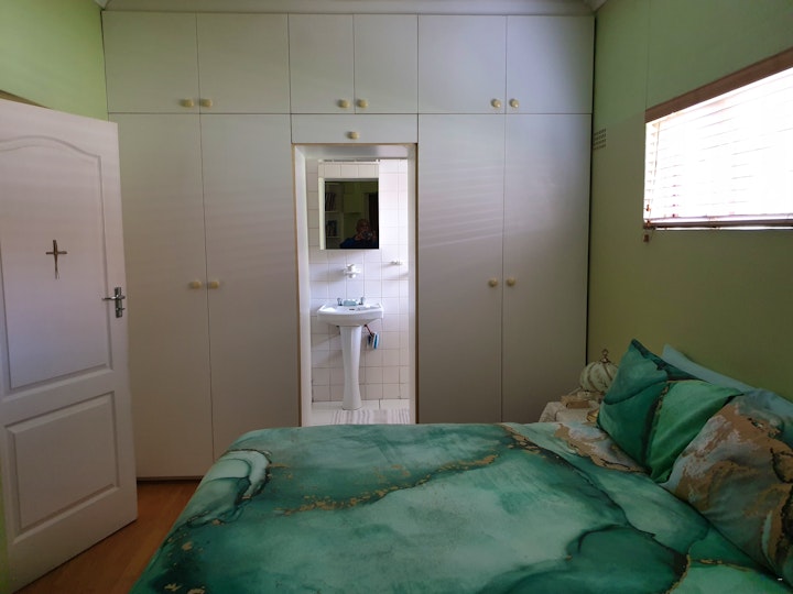 Cape Town Accommodation at Dumarl's Cottage | Viya