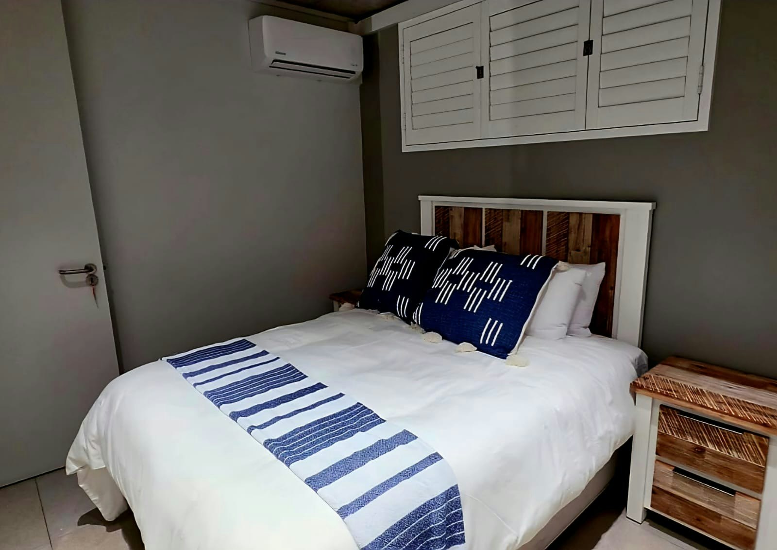 102 Burleigh Self-Catering Unit image no 19 of 25