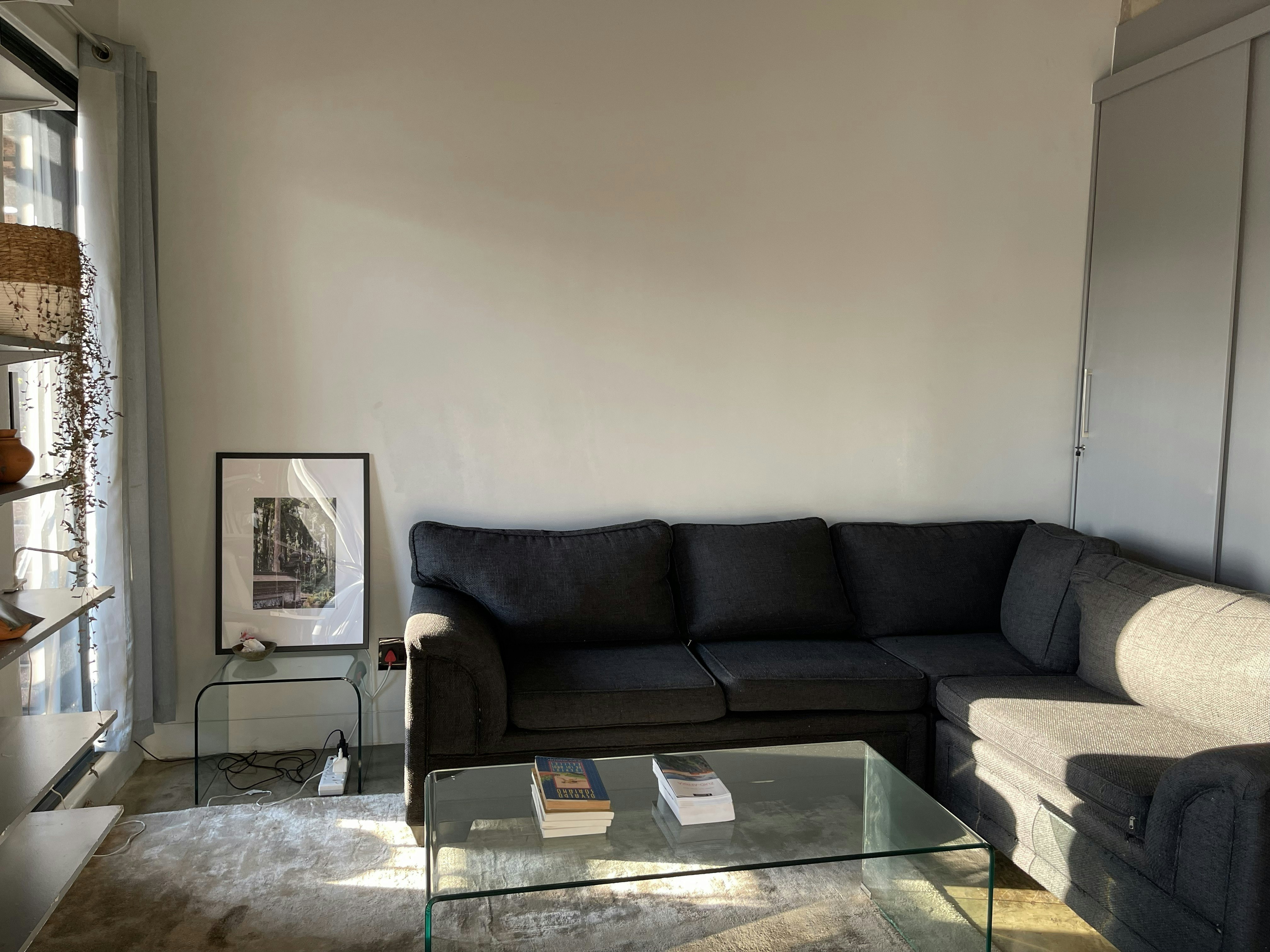 Cosy City Retreat image no 3 of 26