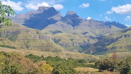 Drakensberg Accommodation at Rockwood Earth Lodge | Viya