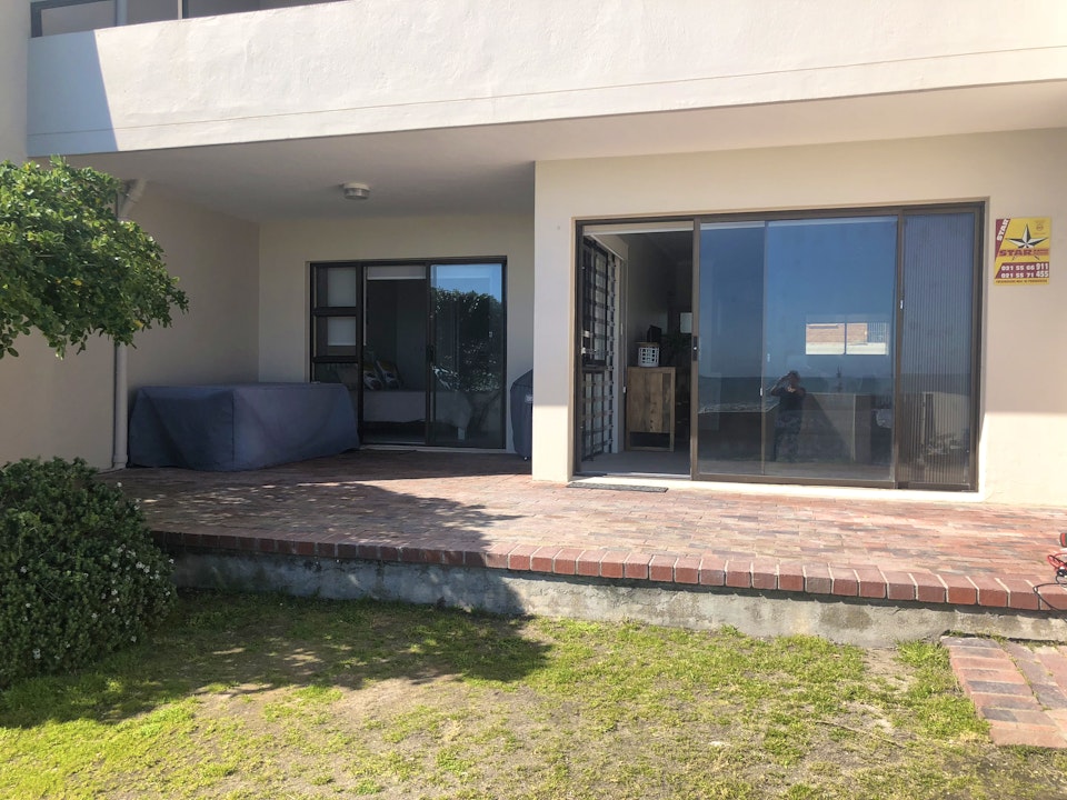 Bloubergstrand Accommodation at  | Viya