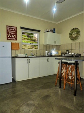 South Coast Accommodation at Roes in Vrede | Viya