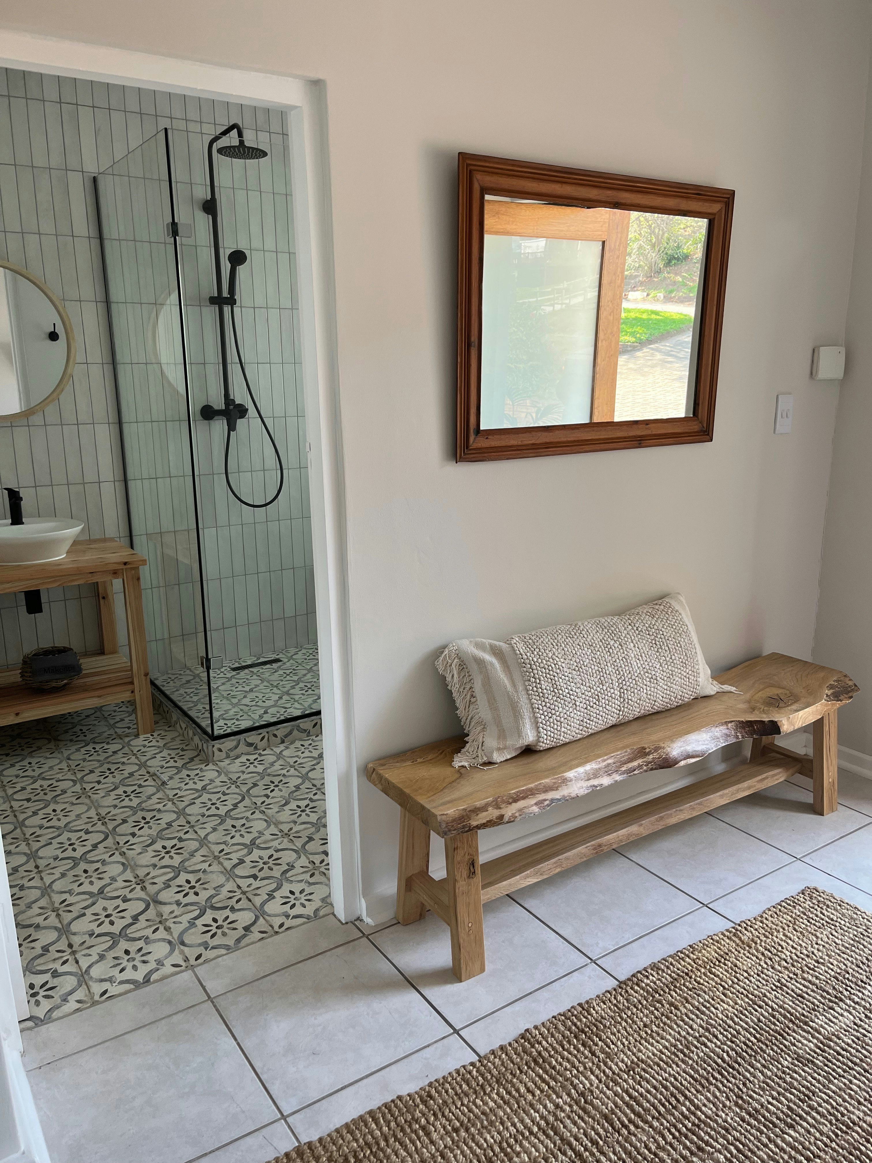 Moonshine Bay Guesthouse image no 8 of 55