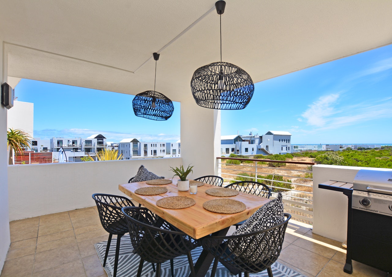 Bloubergstrand Accommodation at  | Viya