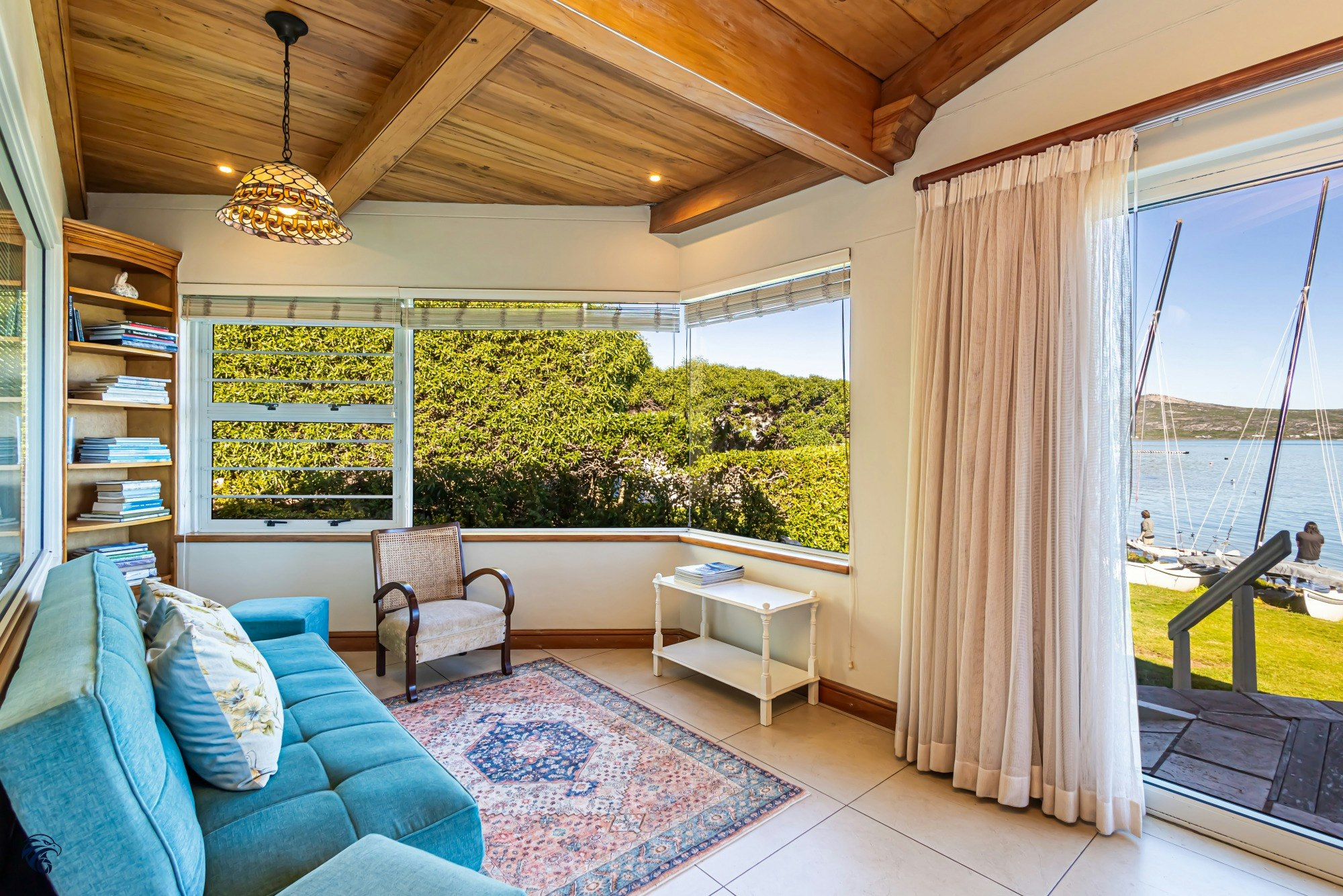 Sandbaai Villa image no 2 of 9