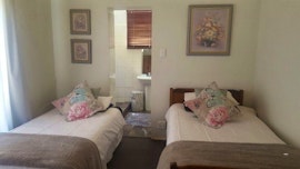 Karoo Accommodation at Veenwouden Gastehuis | Viya