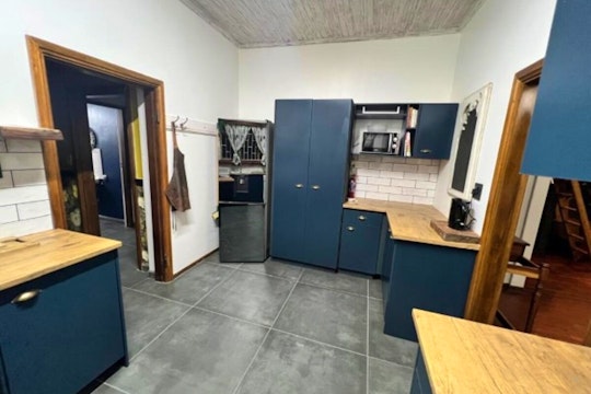 Twelve First Avenue Holiday Home