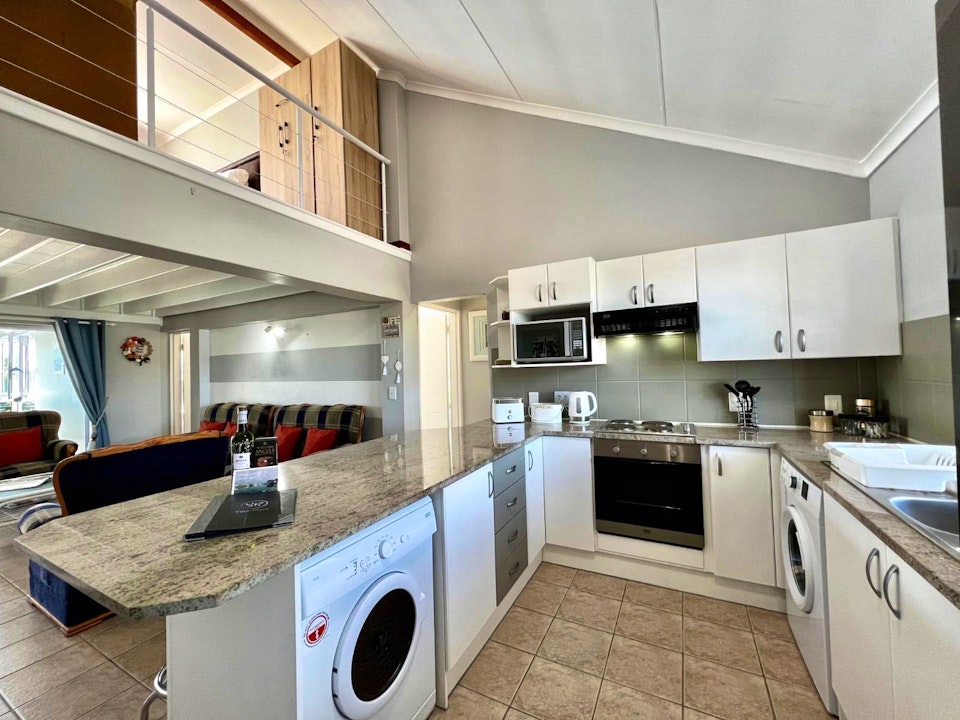 Jeffreys Bay Accommodation at  | Viya