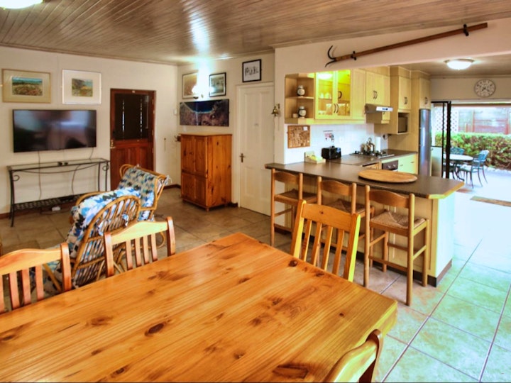 West Coast Accommodation at Cob Cottage, Langebaan 8-sleeper | Viya
