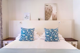 Hermanus Accommodation at  | Viya