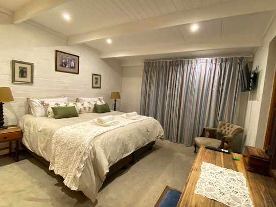 Hermanus Accommodation at  | Viya