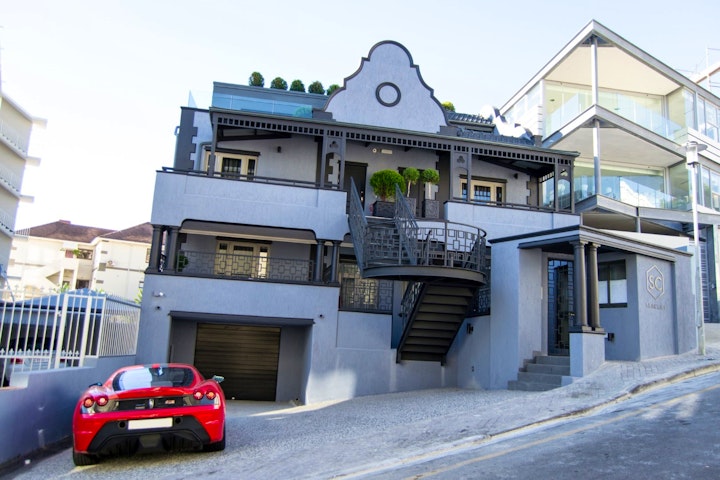 Cape Town Accommodation at Seacliff Apartment 2 | Viya