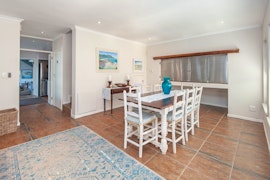 Hermanus Accommodation at 3-bed Mountain View | Viya