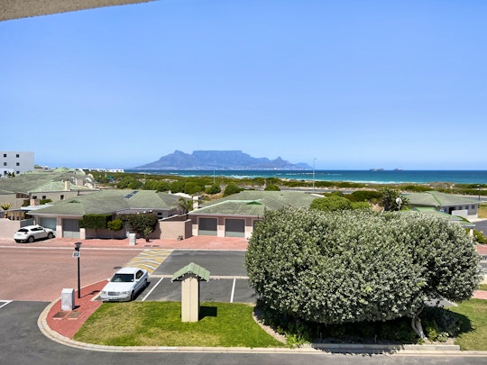 Bloubergstrand Accommodation at  | Viya