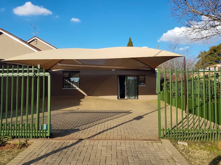 Bloemfontein Accommodation at Leipoldt Guesthouse | Viya