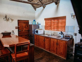 Western Cape Accommodation at Fossil Hills Stone Cottage | Viya