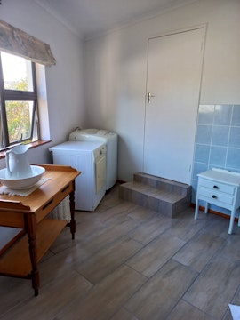 Hermanus Accommodation at Mountainview Cottage | Viya