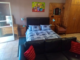 Karoo Accommodation at Oornagkamers at Hillstraat 10 | Viya