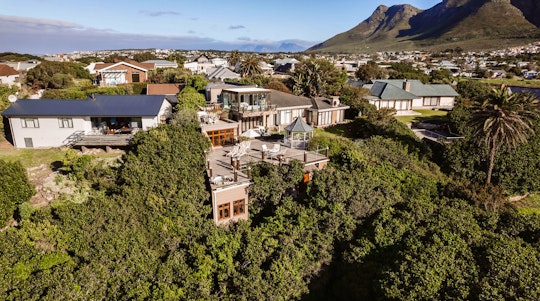 Hermanus Accommodation at  | Viya