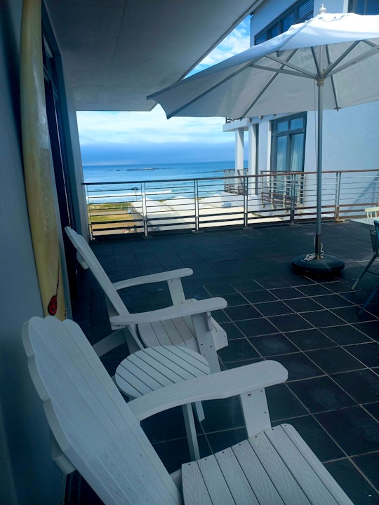 Bloubergstrand Accommodation at  | Viya