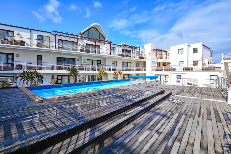 Bloubergstrand Accommodation at  | Viya