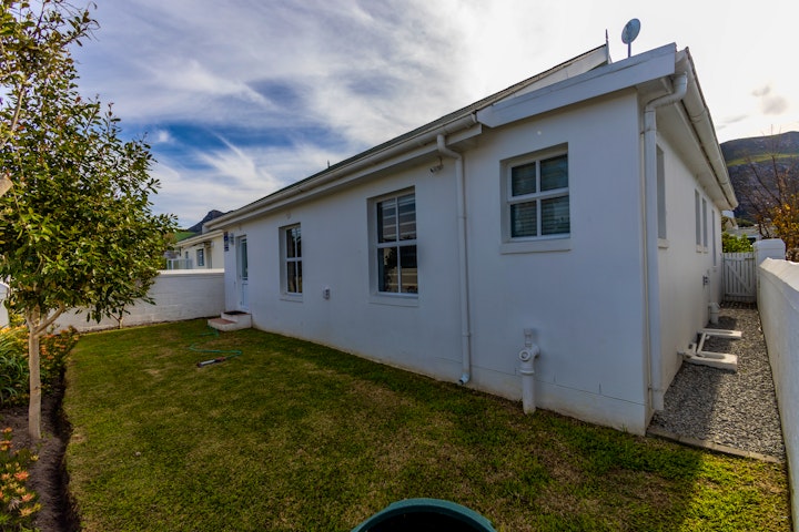 Overberg Accommodation at Cosy Cottage | Viya