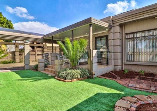 Kempton Park Accommodation at  | Viya