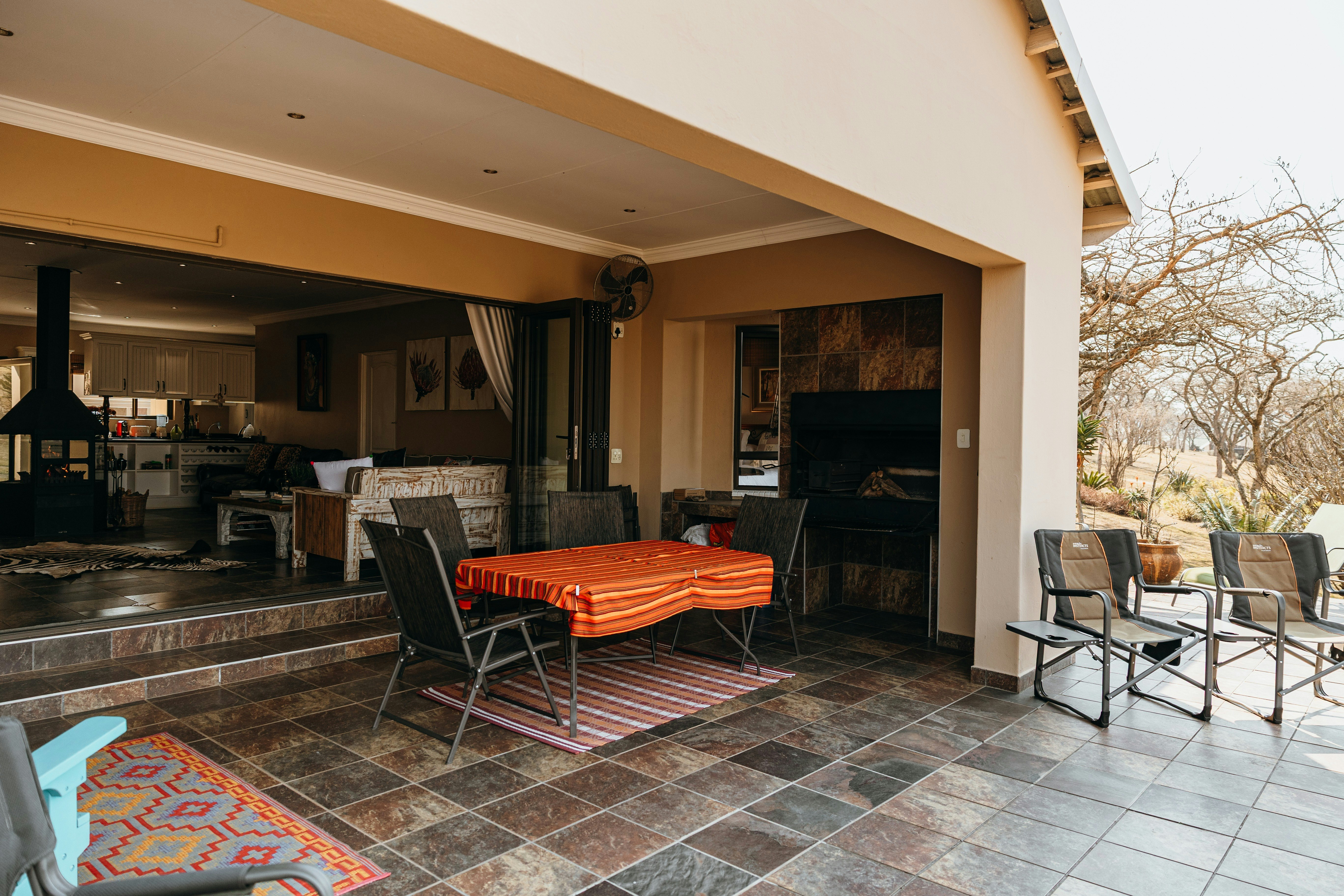 Tranquility Ukuthula Self Catering Game Farm House with Hot Tub image no 99 of 118