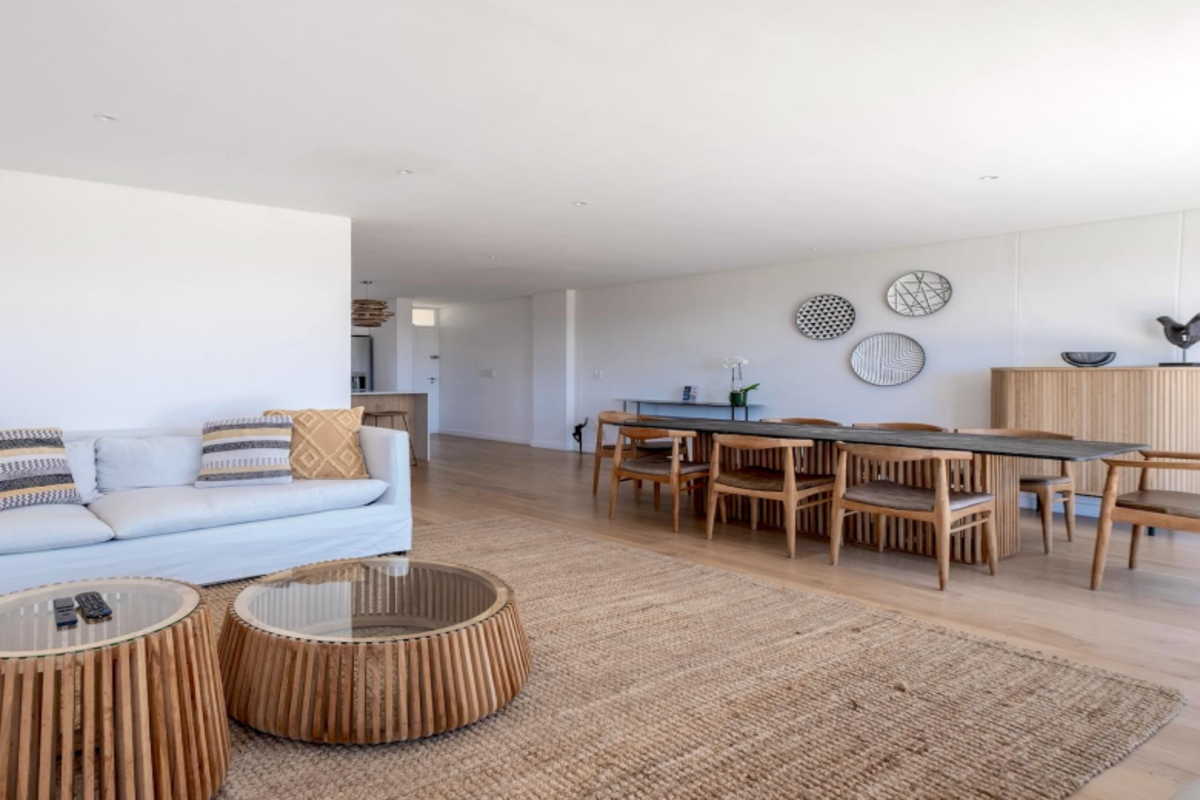 3 Bed 3 Bath Penthouse ICP606 image no 21 of 86