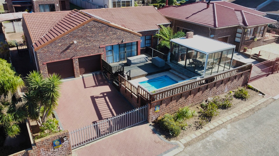 Jeffreys Bay Accommodation at  | Viya