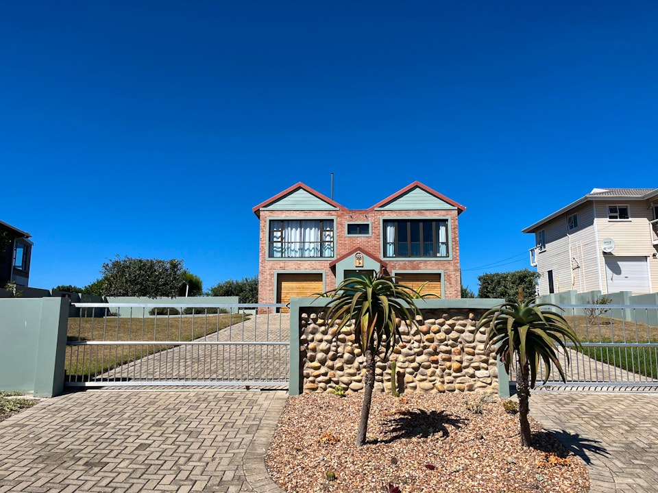 Jeffreys Bay Accommodation at  | Viya