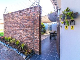 East London Accommodation at Cozy Cottages | Viya