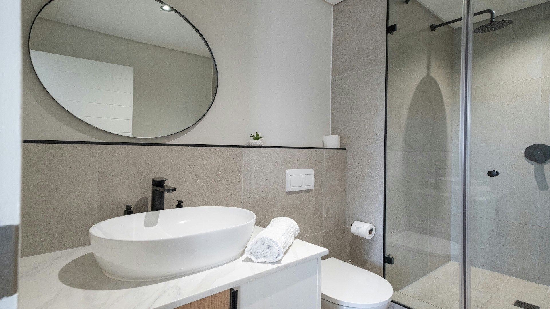 2 Bed Apartment – On Park Unit 315 image no 20 of 29