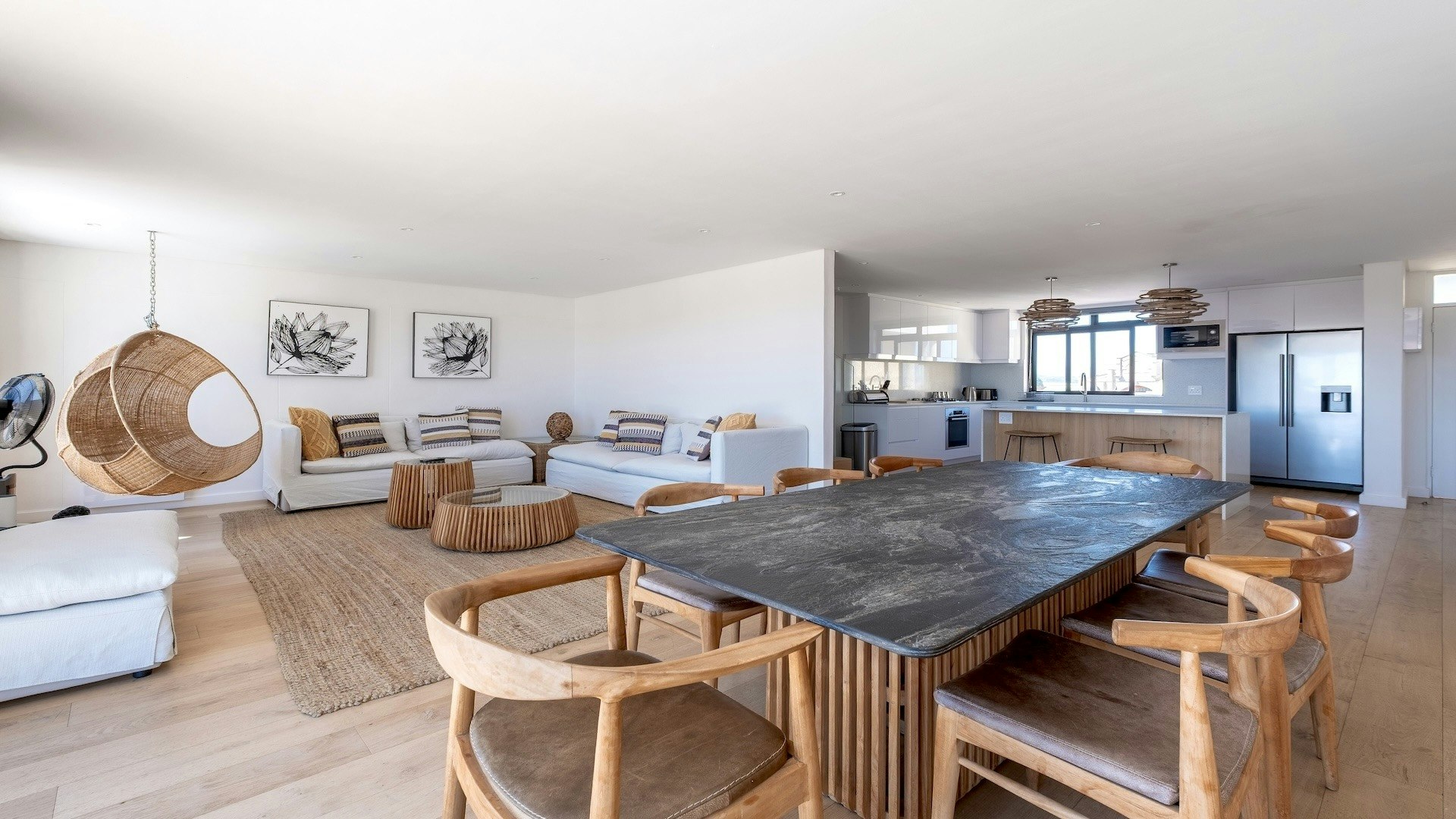 3 Bed 3 Bath Penthouse ICP606 image no 23 of 86