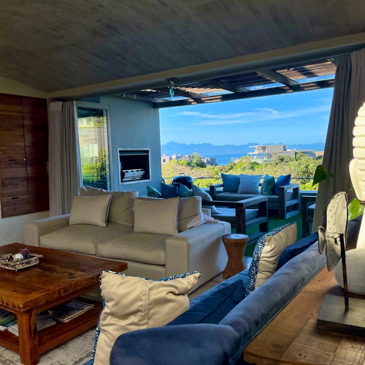 Garden Route Accommodation at Beach End House | Viya