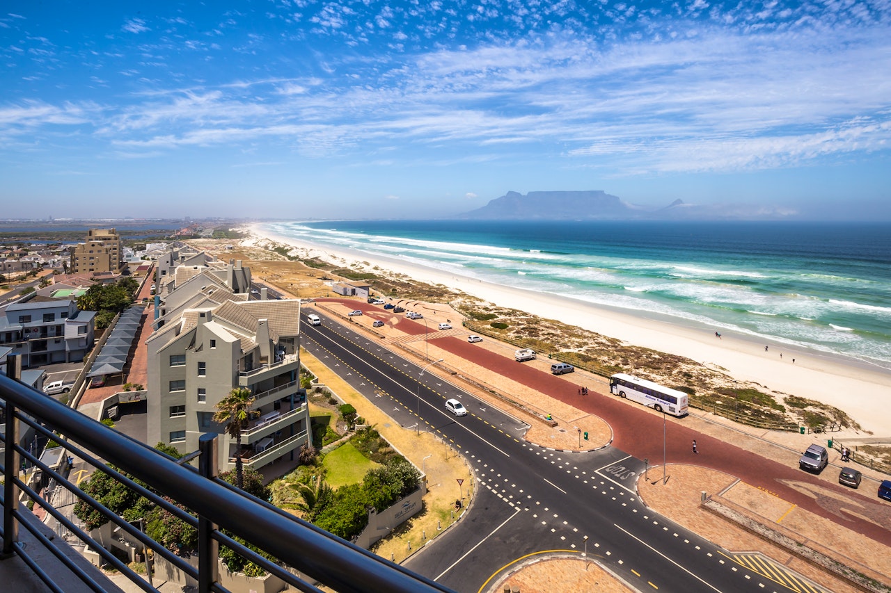 Bloubergstrand Accommodation at  | Viya