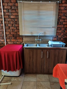 Northern Cape Accommodation at SHES Self-Catering | Viya