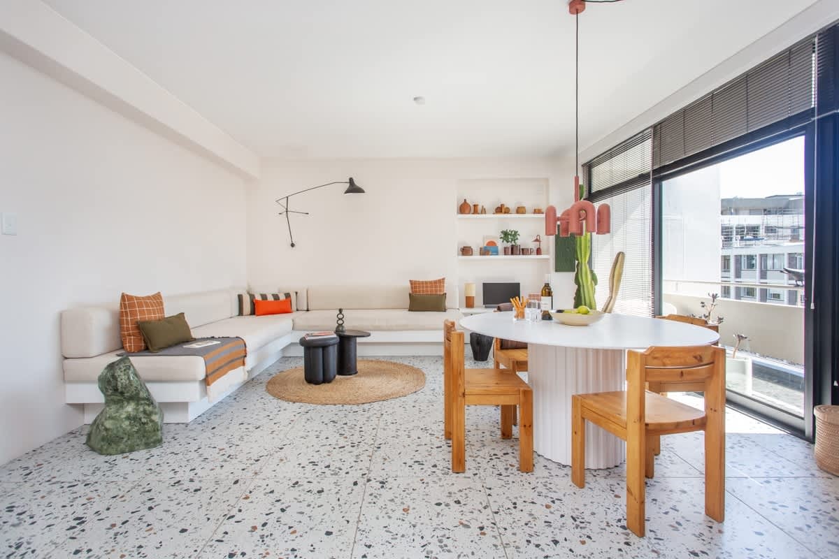 Love My Spacious Habitat - 1 Bedroom Penthouse image no 1 of 45