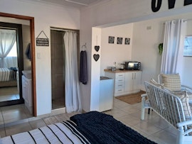 Mossel Bay Accommodation at Hartshuisie | Viya