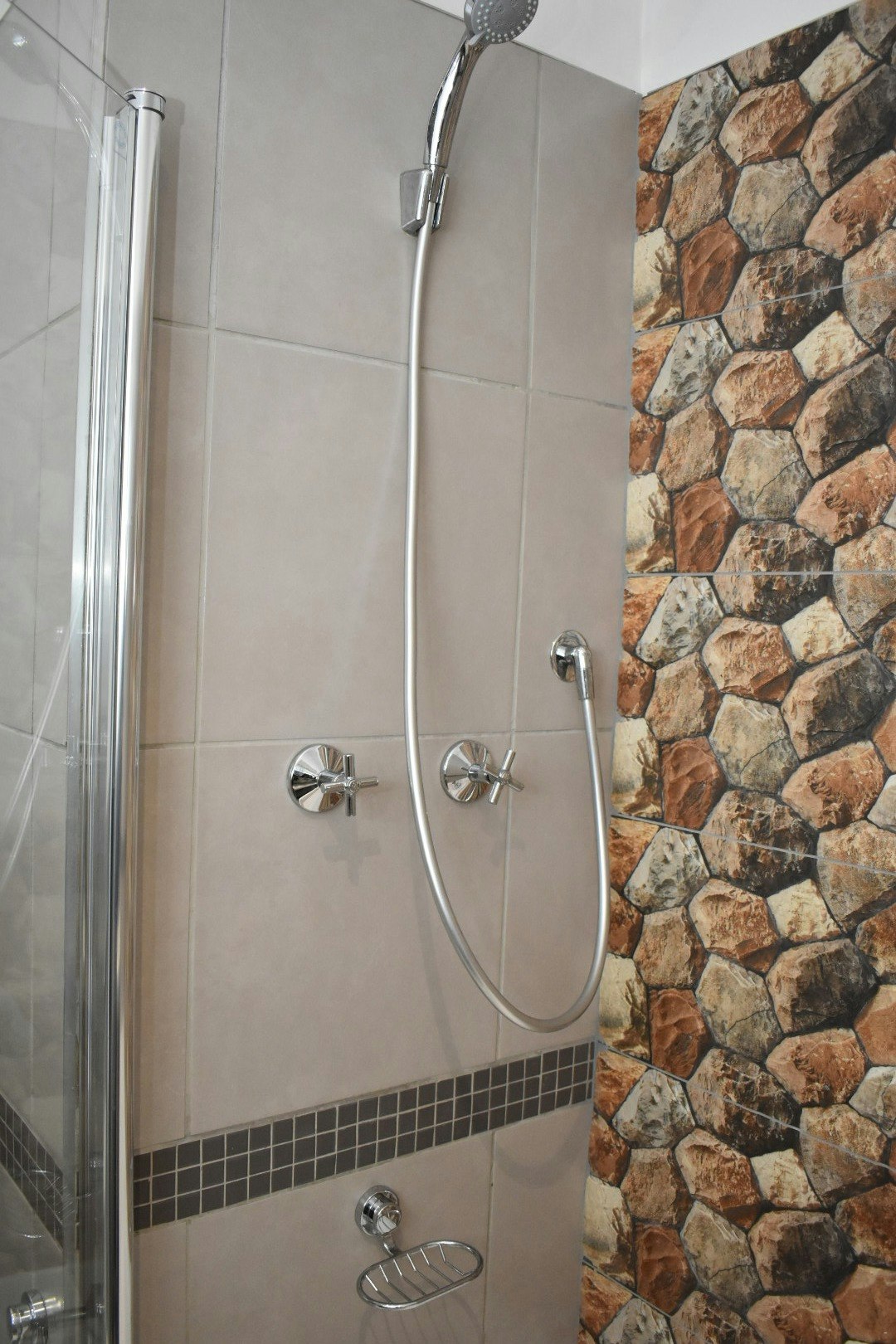 610 Isibaya House image no 14 of 28